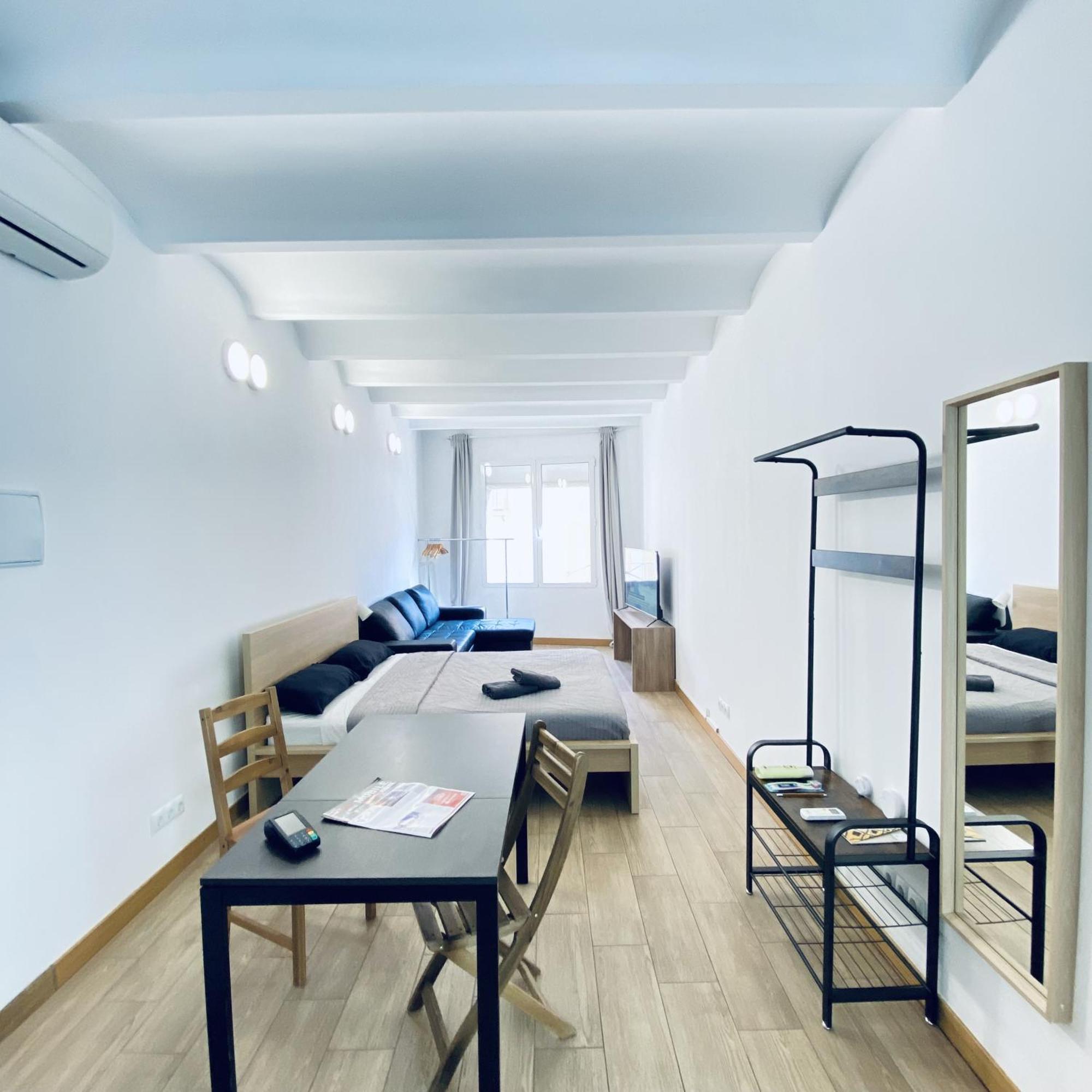 Apl Sants Lofts Bcn Fira Camp Nou Daire Barselona Dış mekan fotoğraf
